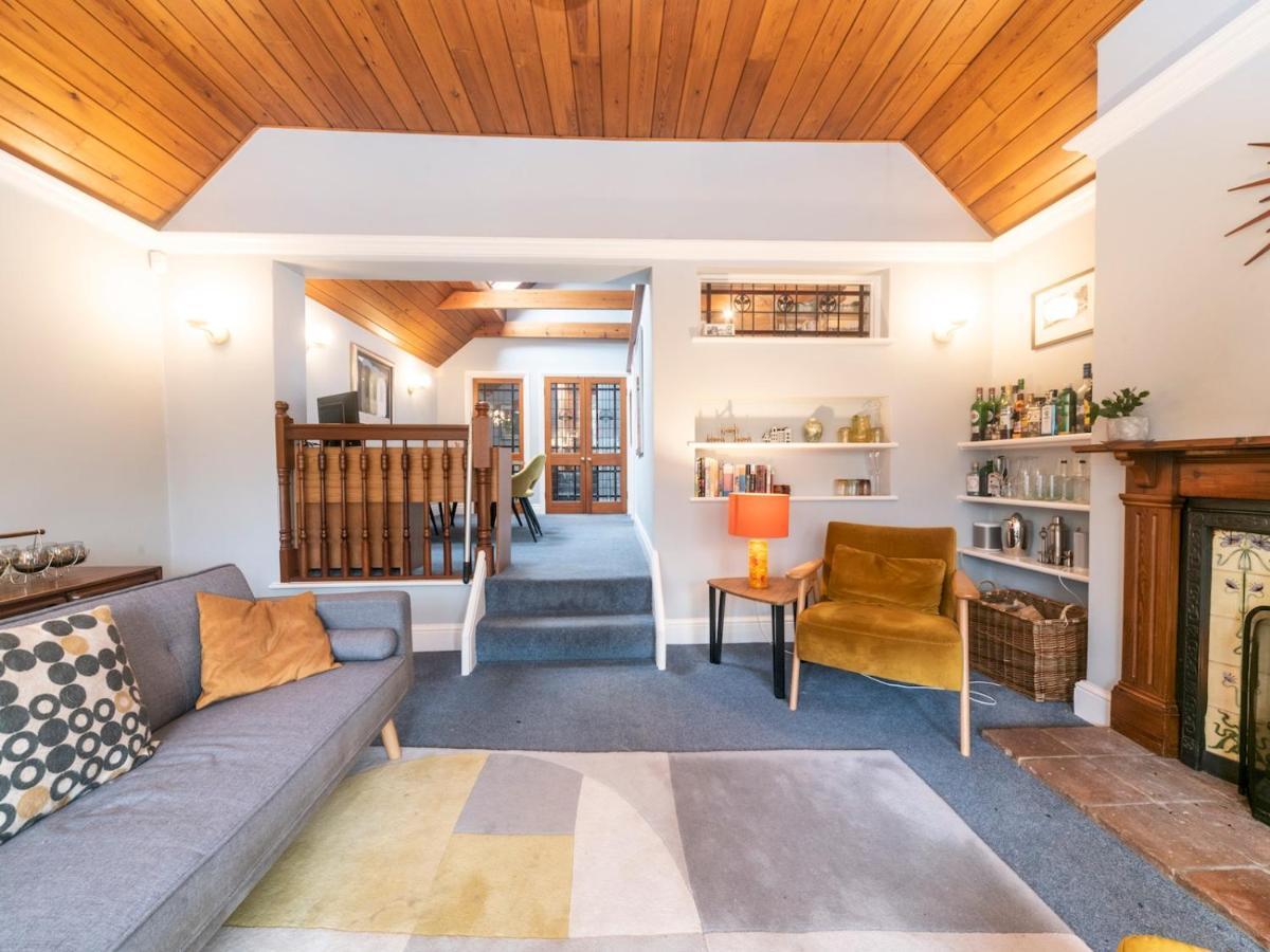 Pass The Keys Cosy River House With Beautiful Views Kingston upon Thames (Greater London)